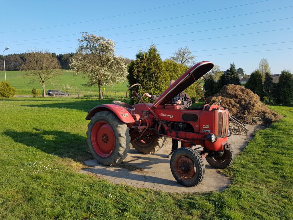 Hanomag C220 – Ansicht 2