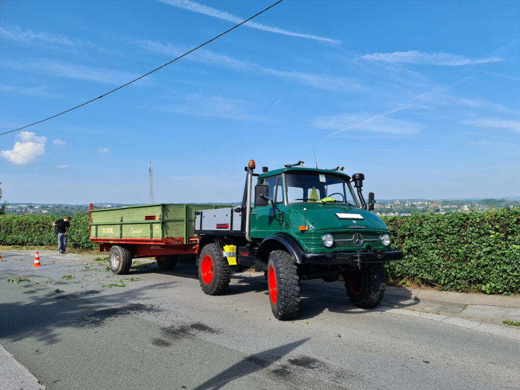 Unimog 406 – Ansicht 4